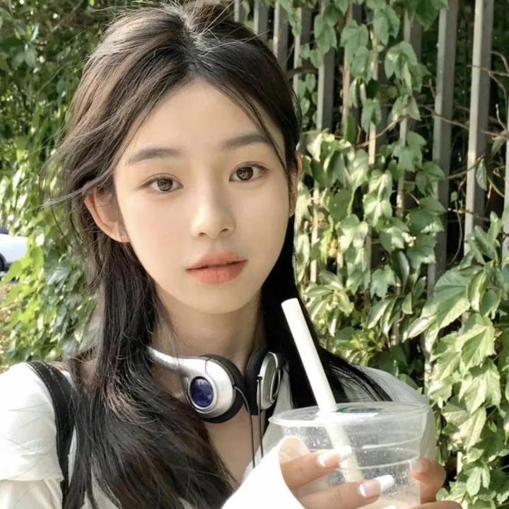 裸男怨女